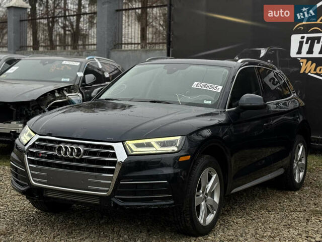 Серый Ауди Ку 5, объемом двигателя 2 л и пробегом 129 тыс. км за 19200 $, фото 2 на Automoto.ua