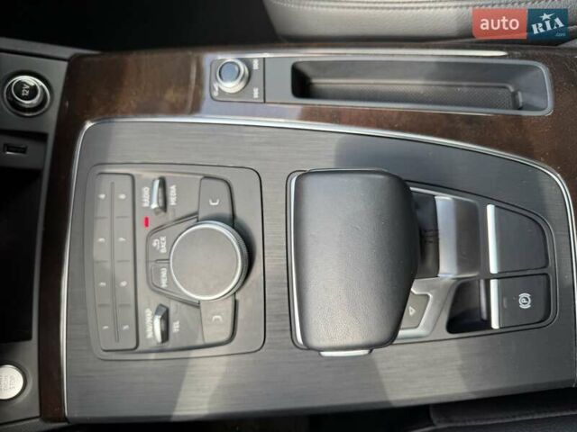 Серый Ауди Ку 5, объемом двигателя 1.98 л и пробегом 40 тыс. км за 25800 $, фото 5 на Automoto.ua