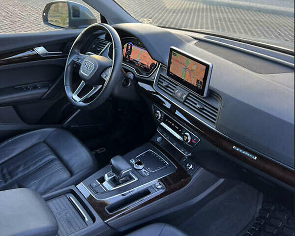 Серый Ауди Ку 5, объемом двигателя 1.98 л и пробегом 55 тыс. км за 27800 $, фото 38 на Automoto.ua