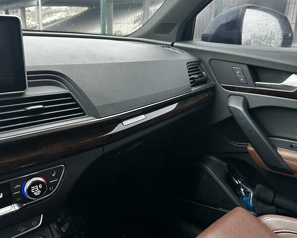 Серый Ауди Ку 5, объемом двигателя 1.98 л и пробегом 89 тыс. км за 28000 $, фото 10 на Automoto.ua