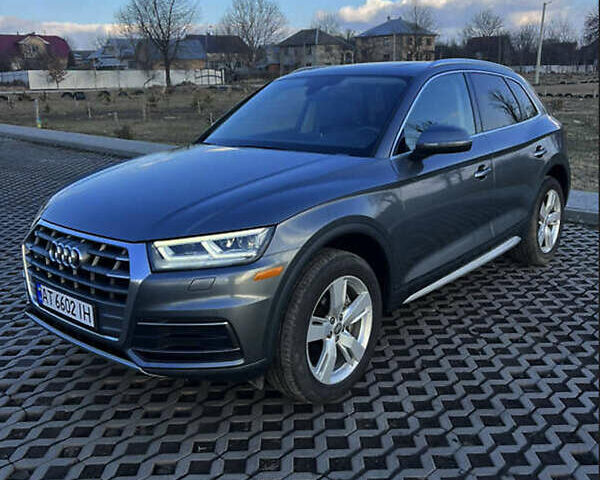 Серый Ауди Ку 5, объемом двигателя 1.98 л и пробегом 55 тыс. км за 27800 $, фото 6 на Automoto.ua