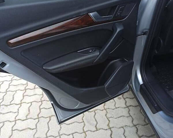 Серый Ауди Ку 5, объемом двигателя 1.98 л и пробегом 68 тыс. км за 31200 $, фото 23 на Automoto.ua