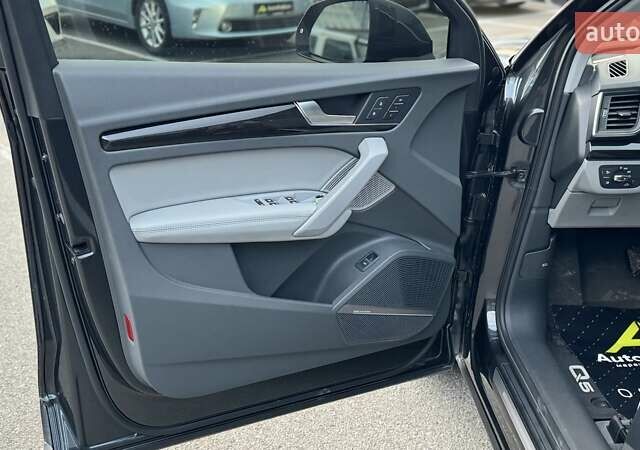 Серый Ауди Ку 5, объемом двигателя 1.98 л и пробегом 52 тыс. км за 28999 $, фото 11 на Automoto.ua