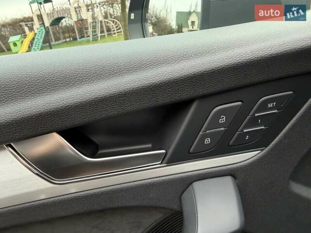 Серый Ауди Ку 5, объемом двигателя 2.97 л и пробегом 71 тыс. км за 53500 $, фото 57 на Automoto.ua