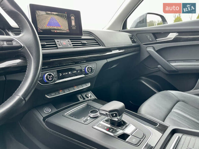 Серый Ауди Ку 5, объемом двигателя 1.98 л и пробегом 189 тыс. км за 23700 $, фото 28 на Automoto.ua