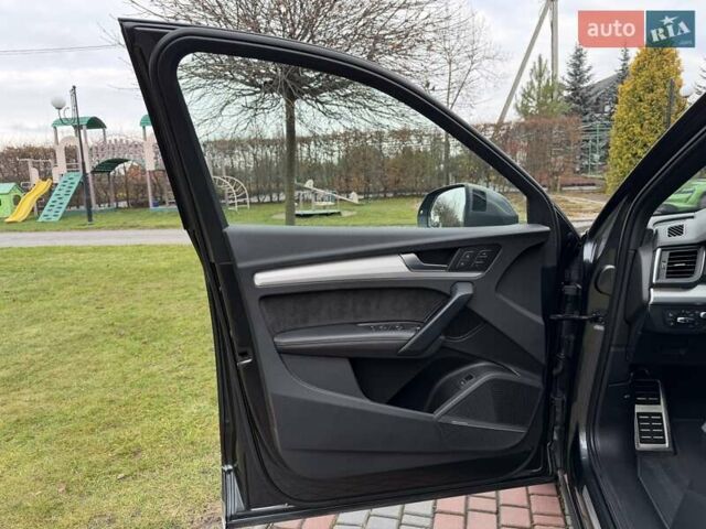 Серый Ауди Ку 5, объемом двигателя 2.97 л и пробегом 71 тыс. км за 53500 $, фото 62 на Automoto.ua