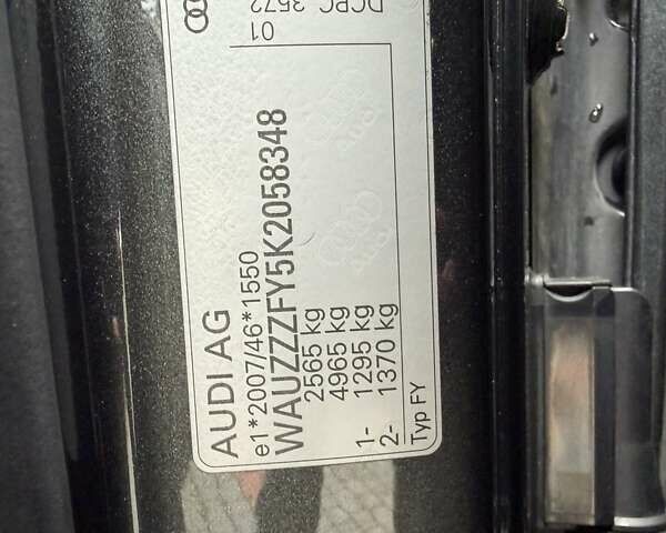 Серый Ауди Ку 5, объемом двигателя 2.97 л и пробегом 71 тыс. км за 53500 $, фото 86 на Automoto.ua