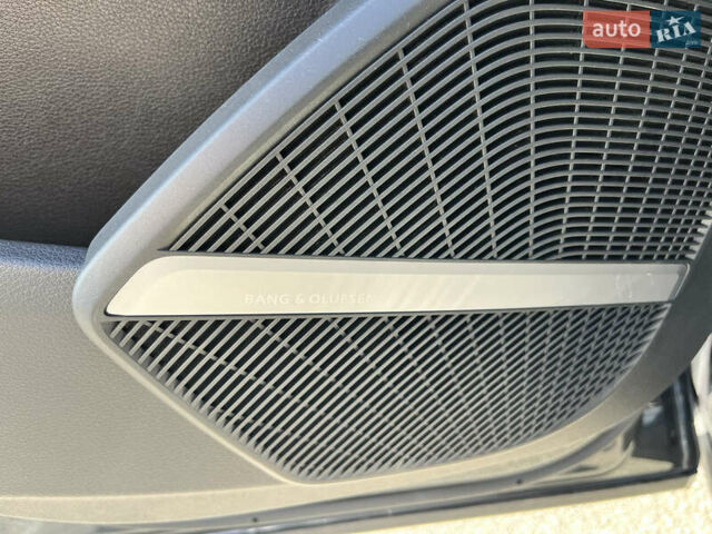 Серый Ауди Ку 5, объемом двигателя 1.98 л и пробегом 85 тыс. км за 27500 $, фото 52 на Automoto.ua