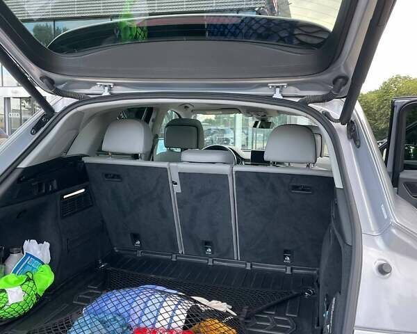 Серый Ауди Ку 5, объемом двигателя 1.98 л и пробегом 61 тыс. км за 32240 $, фото 20 на Automoto.ua