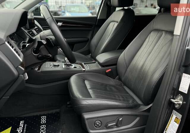 Сірий Ауді Ку 5, об'ємом двигуна 1.98 л та пробігом 78 тис. км за 27500 $, фото 14 на Automoto.ua