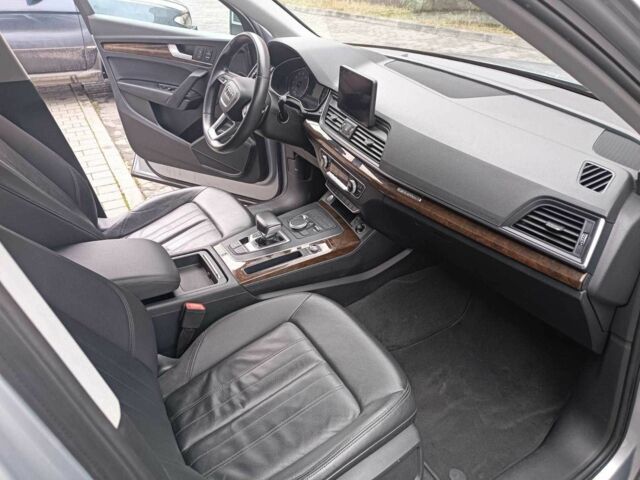 Серый Ауди Ку 5, объемом двигателя 2 л и пробегом 165 тыс. км за 21900 $, фото 18 на Automoto.ua