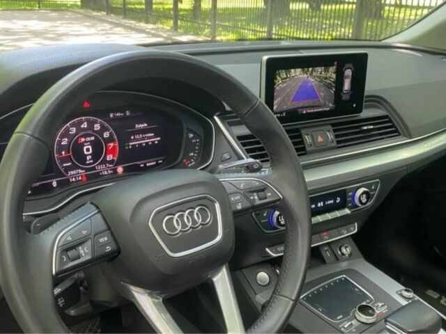 Сірий Ауді Ку 5, об'ємом двигуна 2 л та пробігом 86 тис. км за 14900 $, фото 12 на Automoto.ua