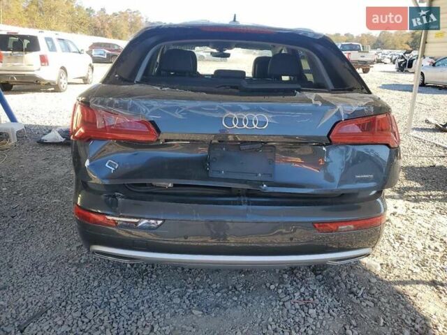 Серый Ауди Ку 5, объемом двигателя 1.98 л и пробегом 70 тыс. км за 9000 $, фото 5 на Automoto.ua