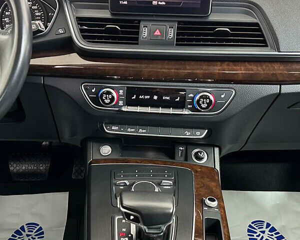 Серый Ауди Ку 5, объемом двигателя 2 л и пробегом 165 тыс. км за 26250 $, фото 17 на Automoto.ua