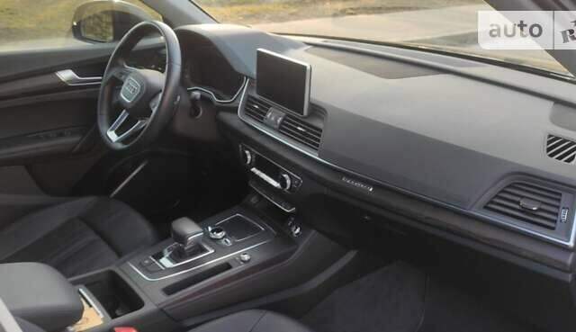 Сірий Ауді Ку 5, об'ємом двигуна 1.98 л та пробігом 56 тис. км за 39000 $, фото 60 на Automoto.ua