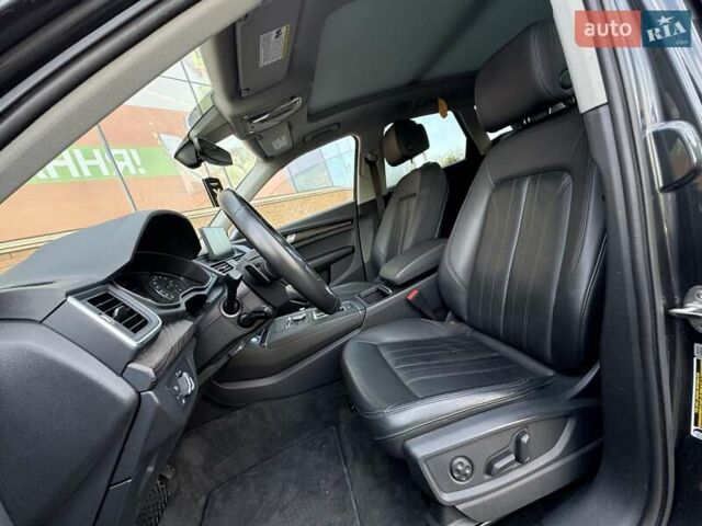 Сірий Ауді Ку 5, об'ємом двигуна 1.98 л та пробігом 63 тис. км за 27900 $, фото 20 на Automoto.ua