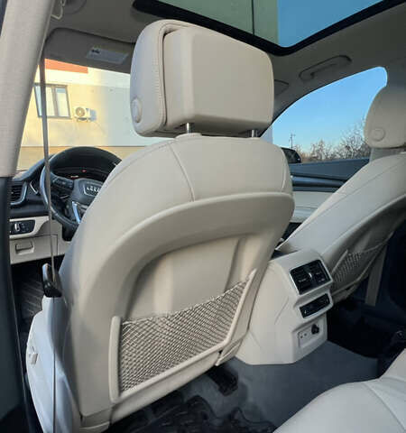 Серый Ауди Ку 5, объемом двигателя 1.98 л и пробегом 116 тыс. км за 29300 $, фото 21 на Automoto.ua