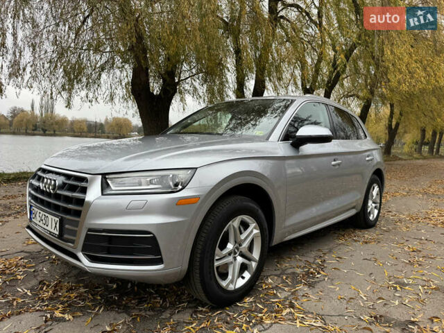 Серый Ауди Ку 5, объемом двигателя 1.98 л и пробегом 112 тыс. км за 25500 $, фото 6 на Automoto.ua