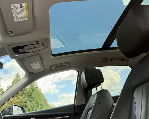 Серый Ауди Ку 5, объемом двигателя 2 л и пробегом 148 тыс. км за 27500 $, фото 16 на Automoto.ua