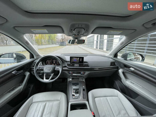 Сірий Ауді Ку 5, об'ємом двигуна 2 л та пробігом 300 тис. км за 21000 $, фото 27 на Automoto.ua