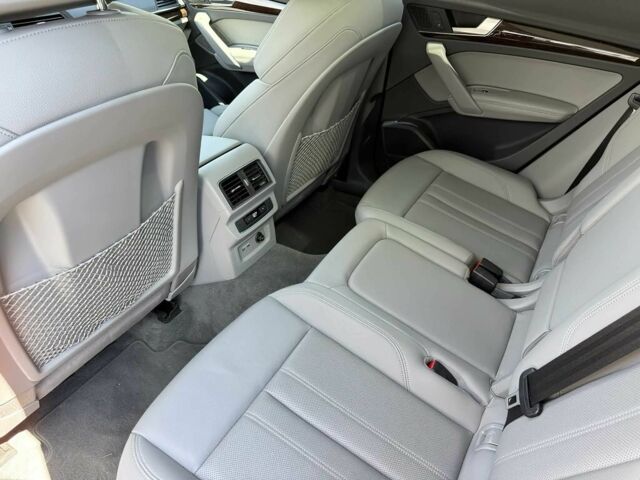 Серый Ауди Ку 5, объемом двигателя 2 л и пробегом 43 тыс. км за 22000 $, фото 15 на Automoto.ua