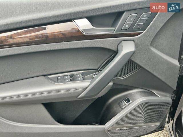 Ауди Ку 5 2019 в Киеве на Automoto.ua Серый Ауди Ку 5, объемом двигателя 1.98 л и пробегом 84 тыс. км за 28000 $, фото 29 на Automoto.ua