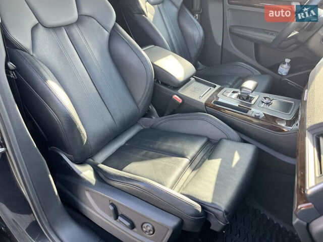 Серый Ауди Ку 5, объемом двигателя 1.98 л и пробегом 85 тыс. км за 27500 $, фото 44 на Automoto.ua