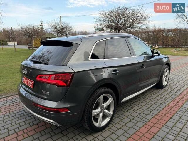 Серый Ауди Ку 5, объемом двигателя 2.97 л и пробегом 71 тыс. км за 53500 $, фото 11 на Automoto.ua
