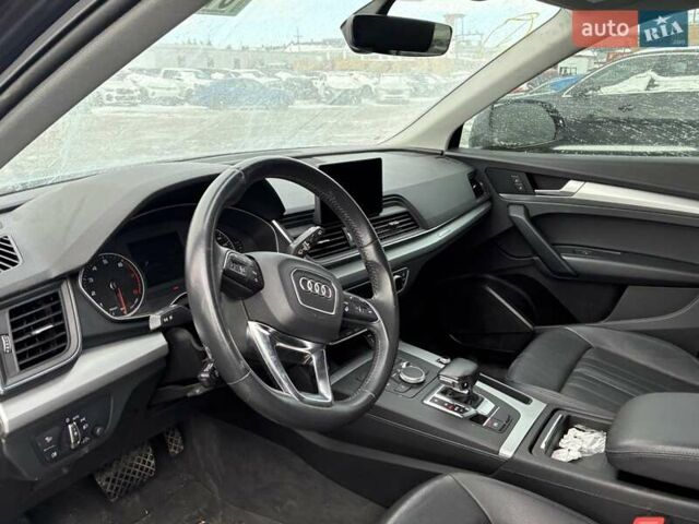 Сірий Ауді Ку 5, об'ємом двигуна 1.98 л та пробігом 81 тис. км за 18500 $, фото 8 на Automoto.ua