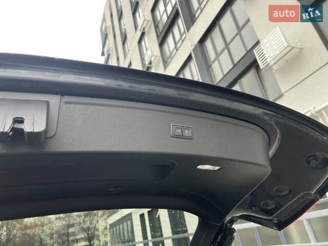 Сірий Ауді Ку 5, об'ємом двигуна 2 л та пробігом 300 тис. км за 21000 $, фото 41 на Automoto.ua