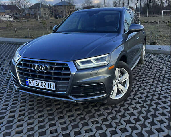 Серый Ауди Ку 5, объемом двигателя 1.98 л и пробегом 55 тыс. км за 27800 $, фото 1 на Automoto.ua