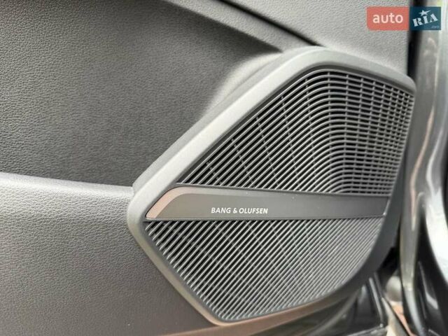 Серый Ауди Ку 5, объемом двигателя 2.97 л и пробегом 71 тыс. км за 53500 $, фото 72 на Automoto.ua