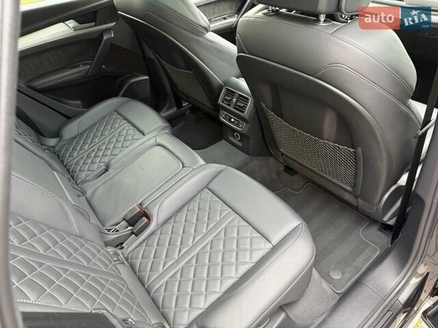 Серый Ауди Ку 5, объемом двигателя 2.97 л и пробегом 71 тыс. км за 53500 $, фото 101 на Automoto.ua