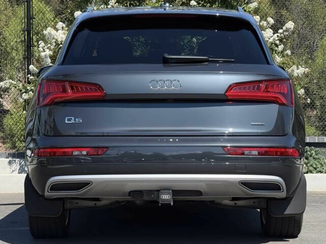 Серый Ауди Ку 5, объемом двигателя 2 л и пробегом 43 тыс. км за 22000 $, фото 5 на Automoto.ua