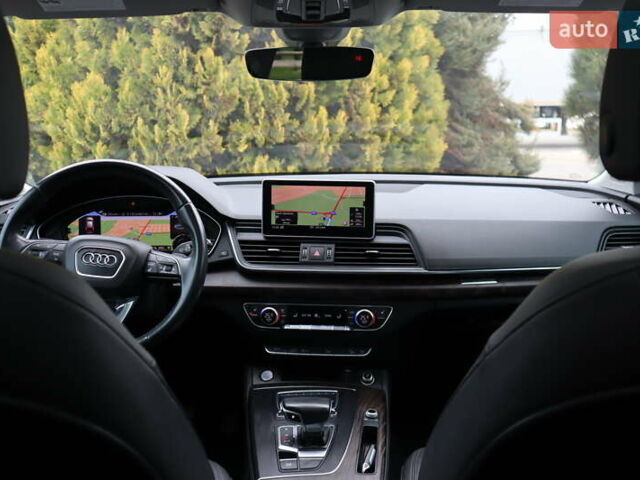 Серый Ауди Ку 5, объемом двигателя 1.98 л и пробегом 164 тыс. км за 37500 $, фото 7 на Automoto.ua