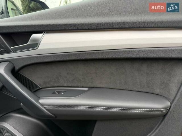 Серый Ауди Ку 5, объемом двигателя 2.97 л и пробегом 71 тыс. км за 53500 $, фото 93 на Automoto.ua