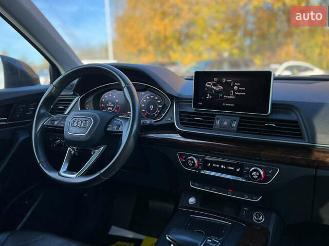 Серый Ауди Ку 5, объемом двигателя 1.98 л и пробегом 103 тыс. км за 26900 $, фото 20 на Automoto.ua