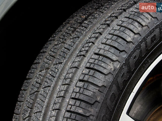 Сірий Ауді Ку 5, об'ємом двигуна 2 л та пробігом 149 тис. км за 31000 $, фото 77 на Automoto.ua