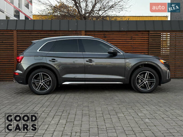 Серый Ауди Ку 5, объемом двигателя 1.98 л и пробегом 30 тыс. км за 52000 $, фото 7 на Automoto.ua