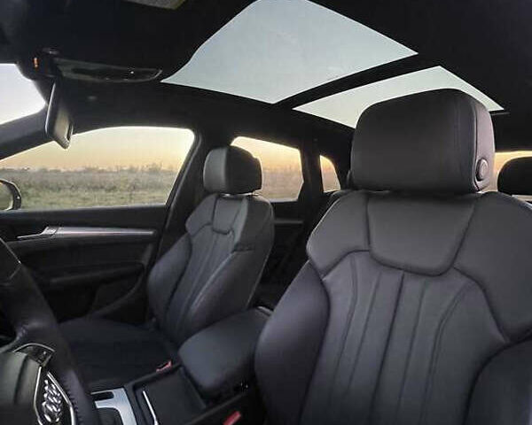 Серый Ауди Ку 5, объемом двигателя 1.98 л и пробегом 70 тыс. км за 37300 $, фото 13 на Automoto.ua