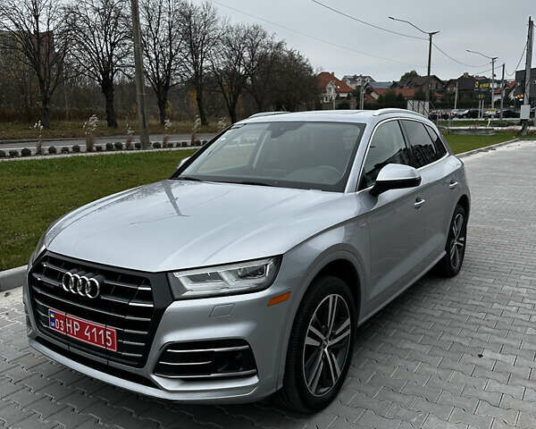 Серый Ауди Ку 5, объемом двигателя 1.98 л и пробегом 100 тыс. км за 34500 $, фото 4 на Automoto.ua