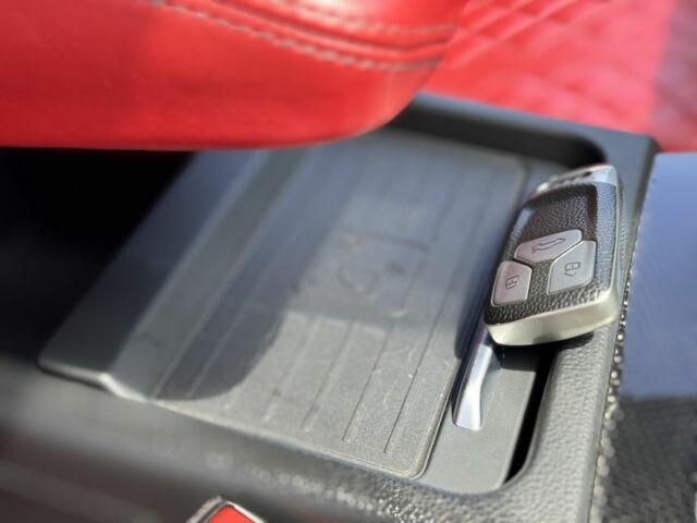 Сірий Ауді Ку 5, об'ємом двигуна 3 л та пробігом 70 тис. км за 45500 $, фото 11 на Automoto.ua