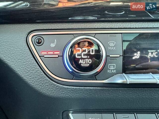 Сірий Ауді Ку 5, об'ємом двигуна 2 л та пробігом 34 тис. км за 29990 $, фото 45 на Automoto.ua