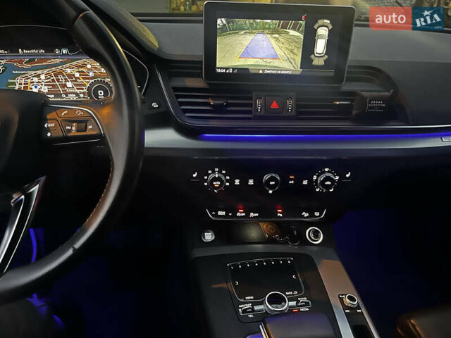 Серый Ауди Ку 5, объемом двигателя 2 л и пробегом 204 тыс. км за 29500 $, фото 23 на Automoto.ua