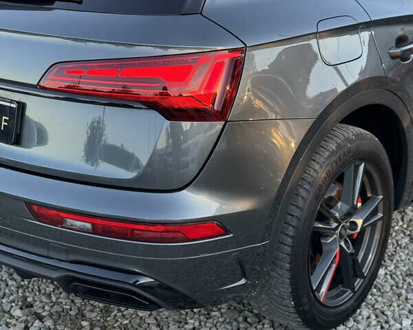 Серый Ауди Ку 5, объемом двигателя 1.97 л и пробегом 215 тыс. км за 39000 $, фото 41 на Automoto.ua