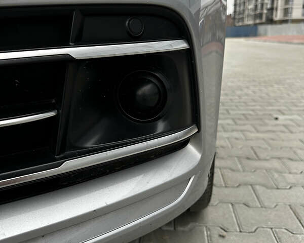 Серый Ауди Ку 5, объемом двигателя 1.98 л и пробегом 100 тыс. км за 34500 $, фото 3 на Automoto.ua