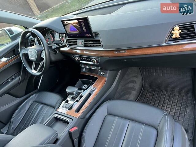 Сірий Ауді Ку 5, об'ємом двигуна 2 л та пробігом 77 тис. км за 28900 $, фото 31 на Automoto.ua