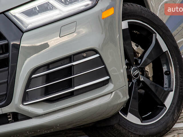 Сірий Ауді Ку 5, об'ємом двигуна 2 л та пробігом 149 тис. км за 31000 $, фото 11 на Automoto.ua