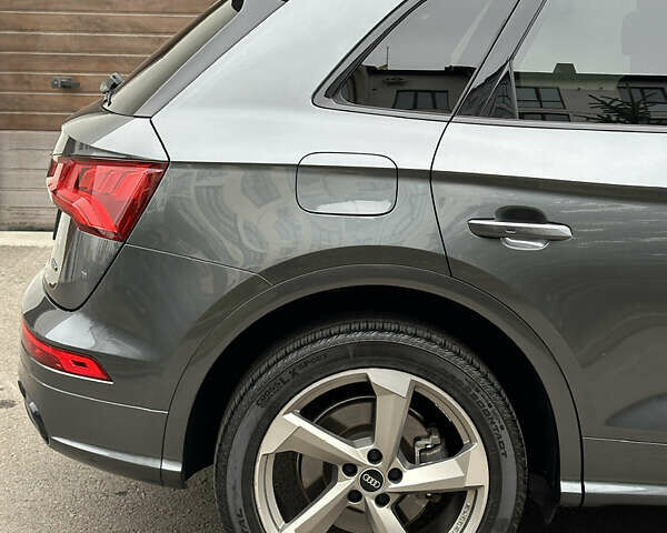Сірий Ауді Ку 5, об'ємом двигуна 1.98 л та пробігом 98 тис. км за 29950 $, фото 18 на Automoto.ua