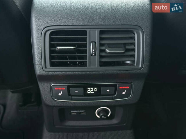 Серый Ауди Ку 5, объемом двигателя 2 л и пробегом 84 тыс. км за 37500 $, фото 26 на Automoto.ua